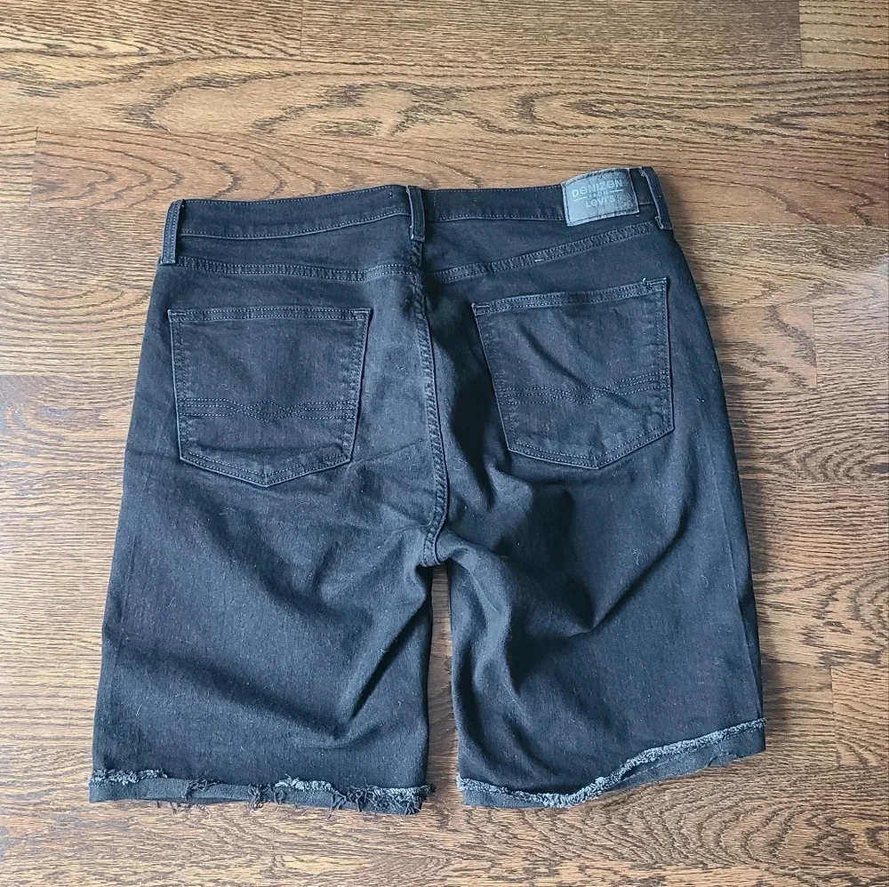 Denizen from Levis good